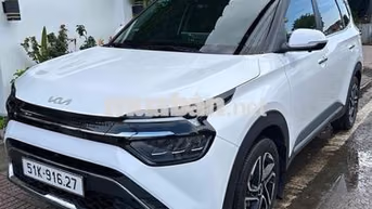 Kia Carens Trắng