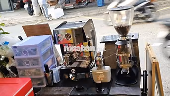 Sang quán coffee mặt tiền đường chính