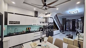 NGAY ĐƯỜNG 12 HIỆP BÌNH PHƯỚC- BỆNH VIỆN HẠNH PHÚC - NHÀ 3PN 4WC