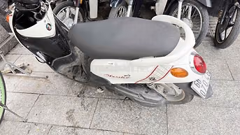 Yamaha Mio Classic 2011 Trắng đen