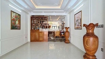 CHO THUÊ NHÀ ĐƯỜNG D7 - KDC PHẠM HỮU LẦU , QUẬN 7 .