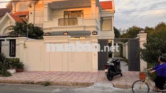 💖💖💖Biệt thự khu Cotec Phú xuân giá 18tr/tháng