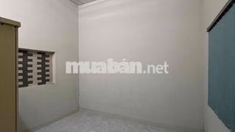 Nhà nguyên căn gần kho B 2pn 2wc giá 6tr