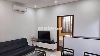 Cho thuê căn hộ 1 phòng ngủ  tầng 1 phước trường 17