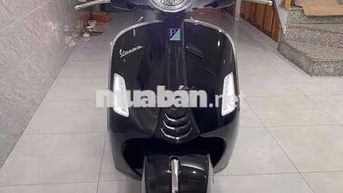 Piaggio Vespa GTS 2024 Đen 4000 km