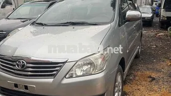 Toyota Innova E 2012 một chủ mua mới