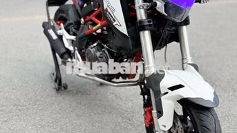 Benelli TNT 125cc Fi 2017 Trắng Phun xăng điện tử