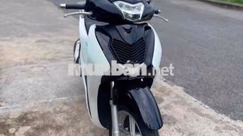 Honda SH125 CBS Trắng đen