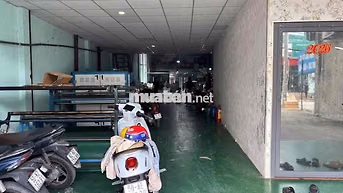 Cho thuê kho 700m2 mặt tiền , BHHB, xưởng ráp , đg cont , giá 40tr