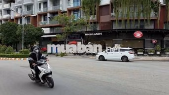 KDC dương hồng DT 5m x 20m 1 hầm 4 tầng 