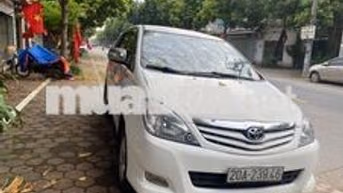 Toyota Innova G 2010 Trắng 7 chỗ