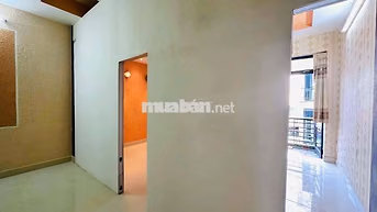 2pn,wc,phòng khách,ban công,gần bách khoa