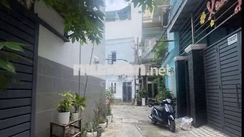 Căn góc 4 tầng hướng Đông Nam Thích Quảng Đức