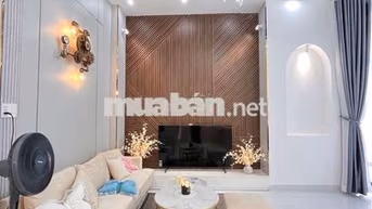 BÁN NHÀ MỚI XÂY 2 TẦNG _ 60M2_ NGAY CHỢ PHÚ XUÂN _ NHÀ BÈ