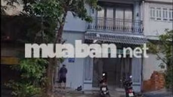 Nhà cho thuê NGUYÊN CĂN giá 10tr MẶT TIỀN ĐƯỜNG Q7