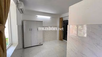 siêu phẩm ngay đường trần bá giao