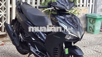 Honda Air Blade 4val đời mới Sport Đen mù cao cấp