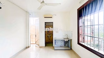 CHÍNH CHỦ CHO THUÊ PHÒNG TRỐNG NGAY LÊ VĂN KHƯƠNG 
