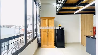 NGAY NGÃ TƯ HÀNG XANH - HUTECH - NGOẠI THƯƠNG - CỬA SỔ LỚN - FULL TN