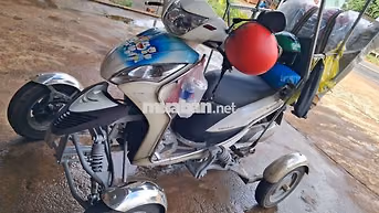 Honda Vision Trắng 2 chỗ