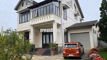CHO THUÊ VILLA SÂN VƯỜN 1000M2 Nguyễn An Ninh phường 6 Đà Lạt 25TR