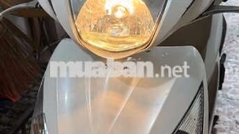Honda Vision Trắng