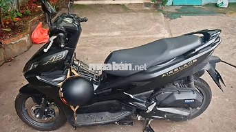 Honda Air Blade 125 2024 Đen Vàng 9.000 KM