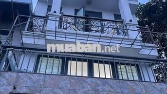 CHO THUÊ NHÀ 1 TRỆT 2 LẦU, DT 5×12 CÓ 4PN,4WC. XE HƠI NGỦ TRONG NHÀ