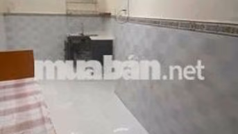 Cho thuê phòng trọ Tầng triệt có lối đi riêng  Dt 25m có vs biếp máy l