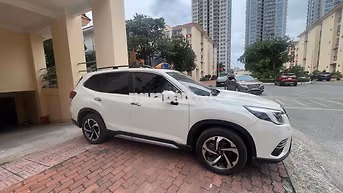 Subaru Forester 2023 Trắng 33,000km