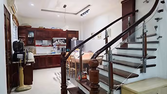 Bán nhà 5 tầng phố Trần Đại Nghĩa, 50m2, nhà đẹp giao ngay, gần phố