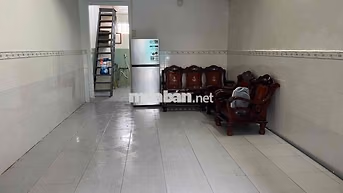 cho thuê nhà cấp 4 gần hồ bơi , trường võ trường toản khu dân cư