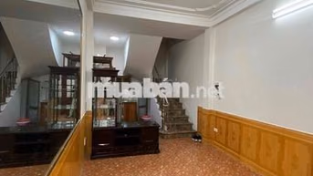 Chính chủ cho thuê nhà tại Ngõ 5 Hoàng Quốc Việt