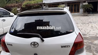 Toyota Yaris Hatchback 2007 Trắng 12 vạn km