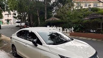 Honda City RS 04/2023 Trắng 5 chỗ odo thấp 17k