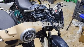 Suzuki Bandit 150 21000 km Xám