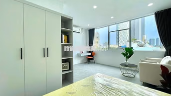 ⚡CĂN HOT⚡Studio 45m² – Tách bếp, ban công, full NT, mg riêng gần Q1