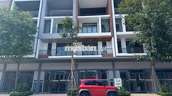 CHO THUÊ NHÀ PHỐ ARTISAN PARK NỘI THẤT CƠ BẢN TRUNG TÂM THÀNH PHỐ MỚI