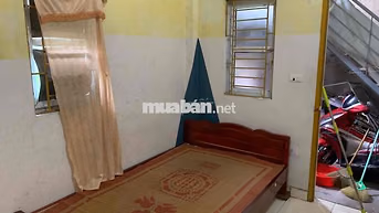 Nhà trọ giá rẻ 13 m² giá 1tr5 Quang Trung Hà Đông, có sẵn giường.