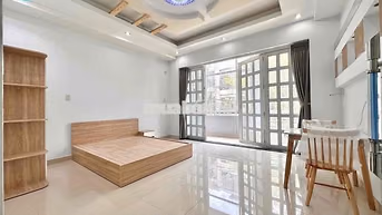 siêu phẩm căn Hộ ban công thang máy new mới kengg ngay Parc Mall