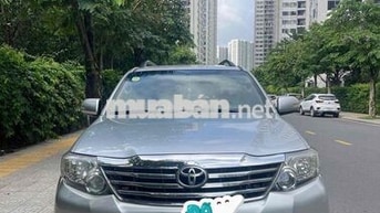 Toyota Fortuner 2012 Tự động Xăng 2.7L 7 chỗ