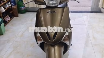 Honda Lead 2011 đá chống tắt máy,máy êm 