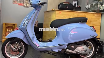 Vespa Sprint IGET ABS Xanh Băng