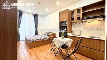 Balcony Nguyễn Công Hoan Phan Xích Long Phú Nhuận nhà Hầm xe thang máy