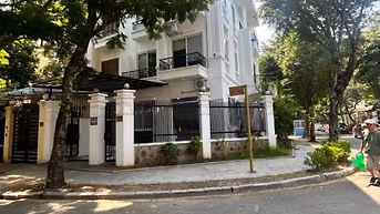 Ngộp bank cần bán gấp BT An Khang đã hoàn thiện 225m2,5 tầng thang may