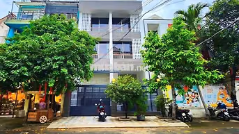 NHÀ ĐẸP K300 - 33A Lê Trung Nghĩa, P.12, TB - Hầm Xe, Thang Máy, Suốt