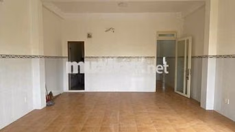 Nhà mặt tiền đường Trường Chinh, hợp đồng lâu dài mọi ngành nghề