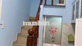 Nhà nguyên căn sát mặt tiền Đặng thúc Vịnh 2 lầu