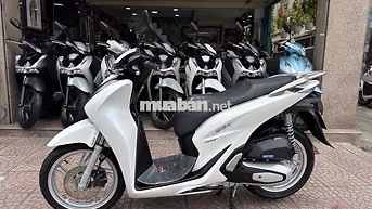 SH 160i ABS 2024 Trắng Đen 4.273 km BSTP Chính Chủ