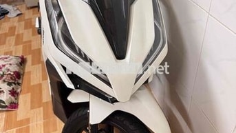 Honda Vario Trắng